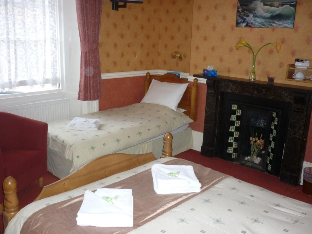 Bed and Breakfast Ashwood Grange Торкі Номер фото