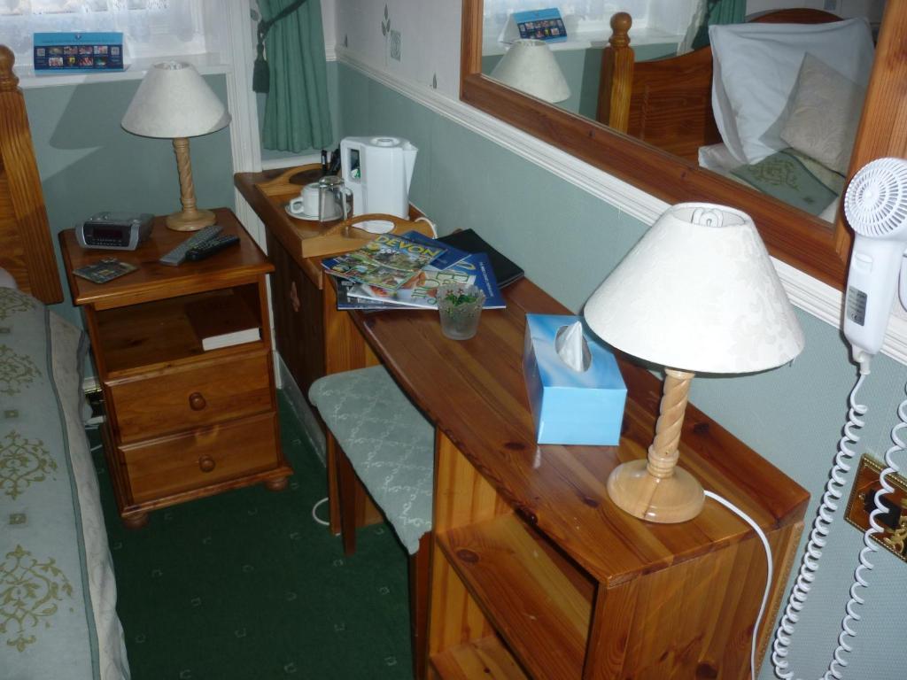Bed and Breakfast Ashwood Grange Торкі Номер фото