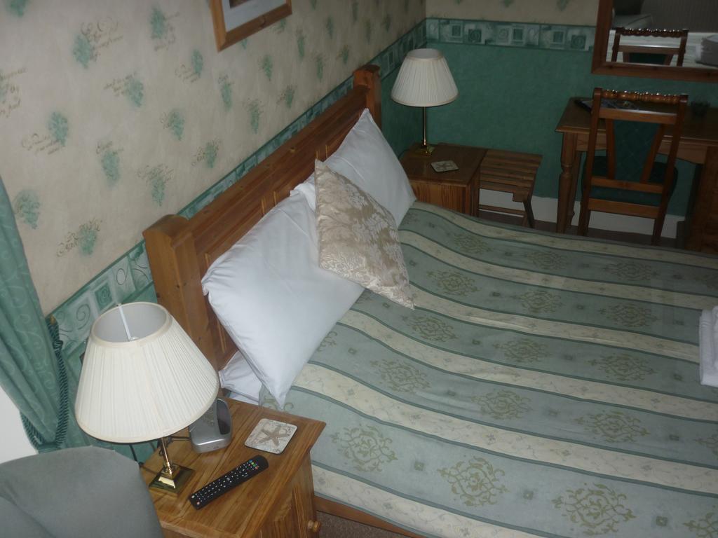 Bed and Breakfast Ashwood Grange Торкі Екстер'єр фото