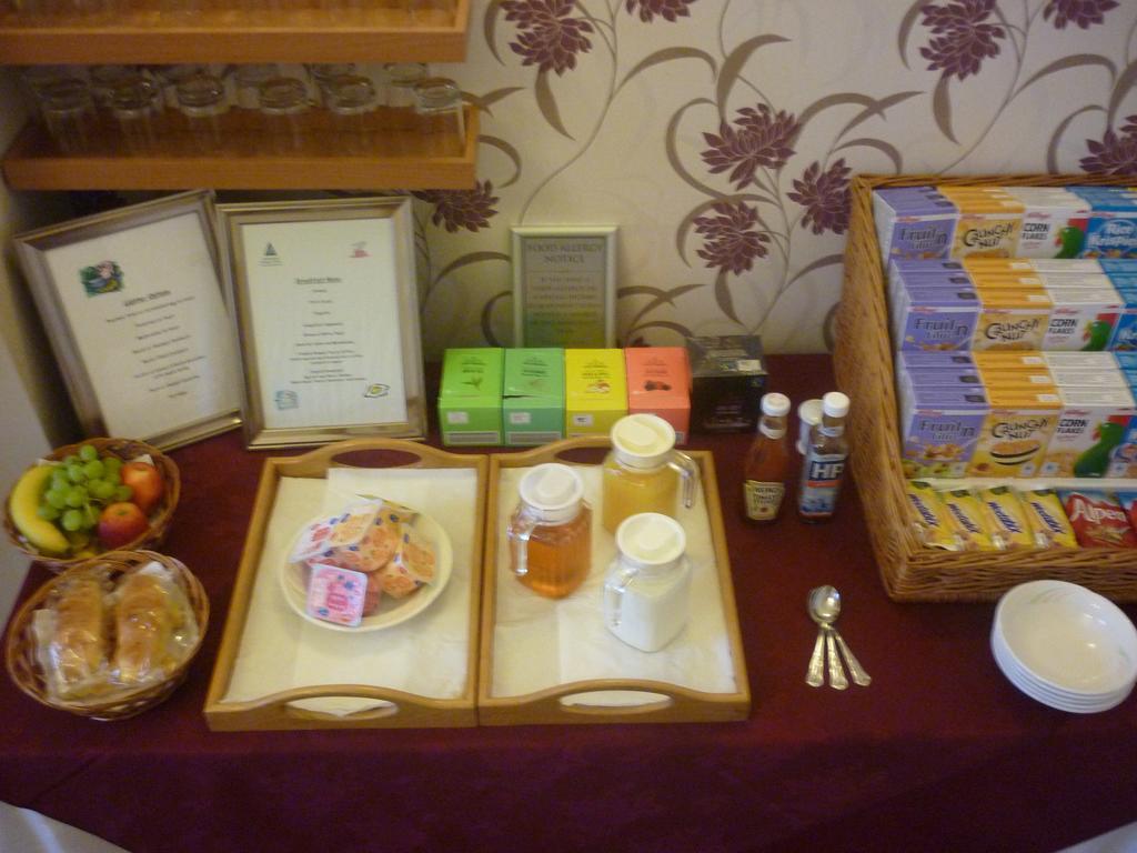 Bed and Breakfast Ashwood Grange Торкі Екстер'єр фото