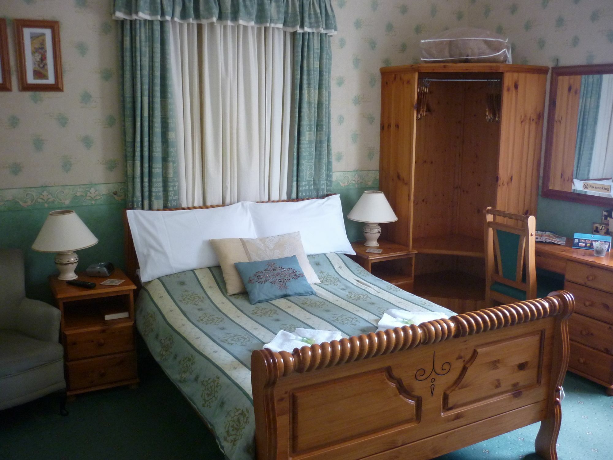 Bed and Breakfast Ashwood Grange Торкі Екстер'єр фото
