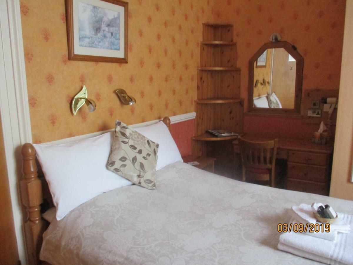 Bed and Breakfast Ashwood Grange Торкі Екстер'єр фото
