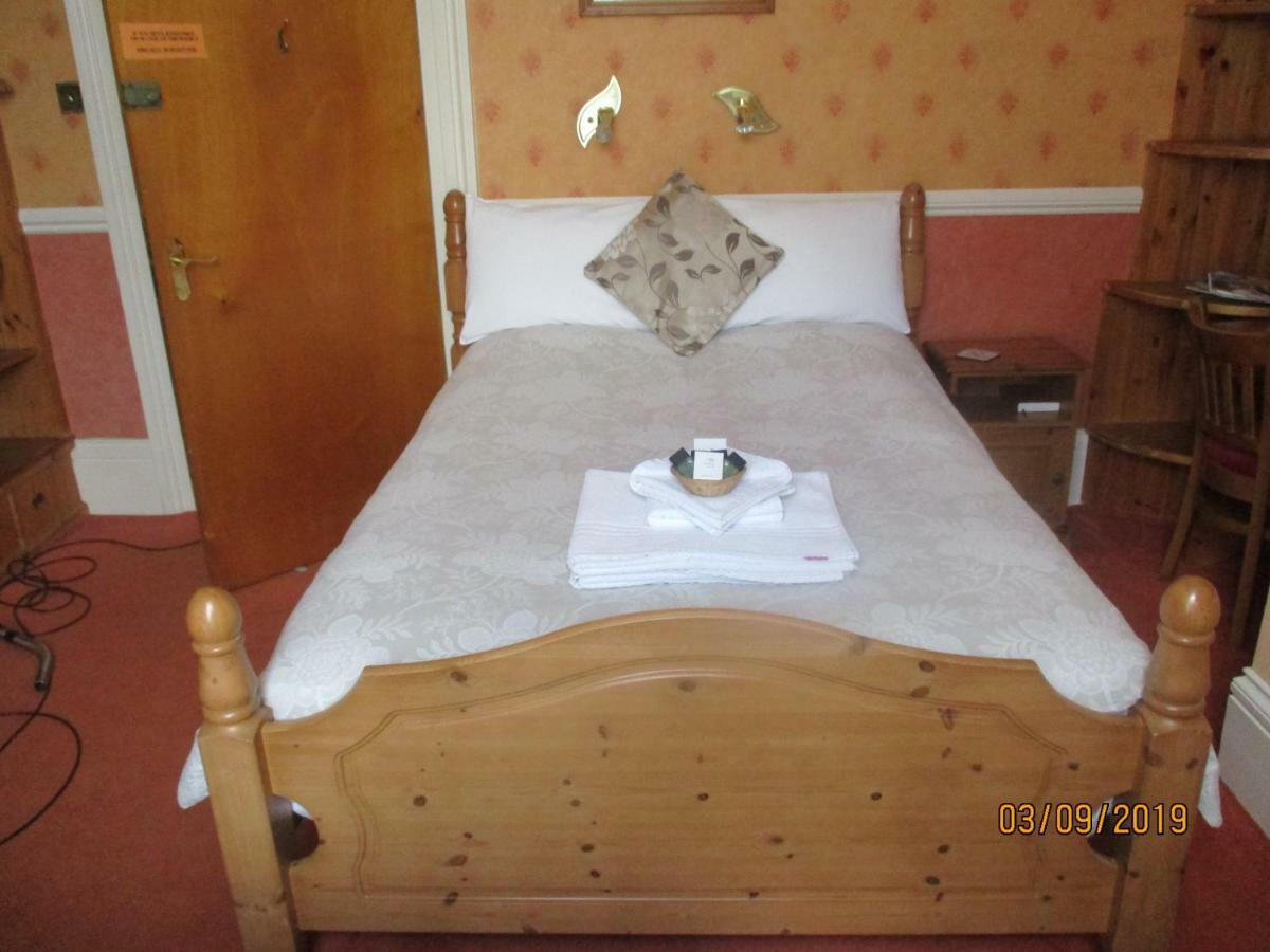 Bed and Breakfast Ashwood Grange Торкі Екстер'єр фото